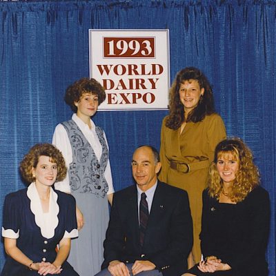 1993 Team A--Colleen Helenek, Mirriam Miller, Julie Willier, Laura Dufford Jackson, Dr. Barnes